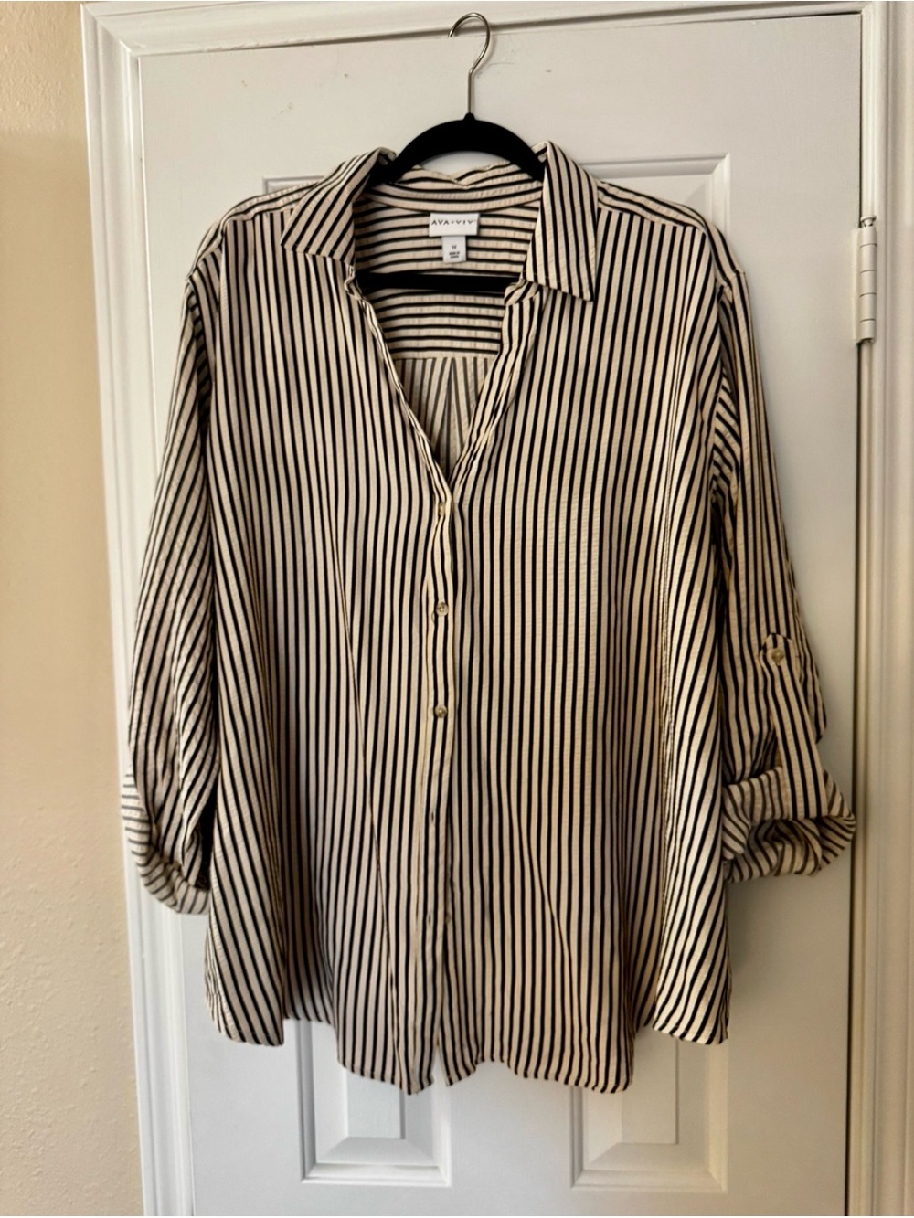 Ava & Viv Cream and Black Vertical Stripe Button-Down Shirt
